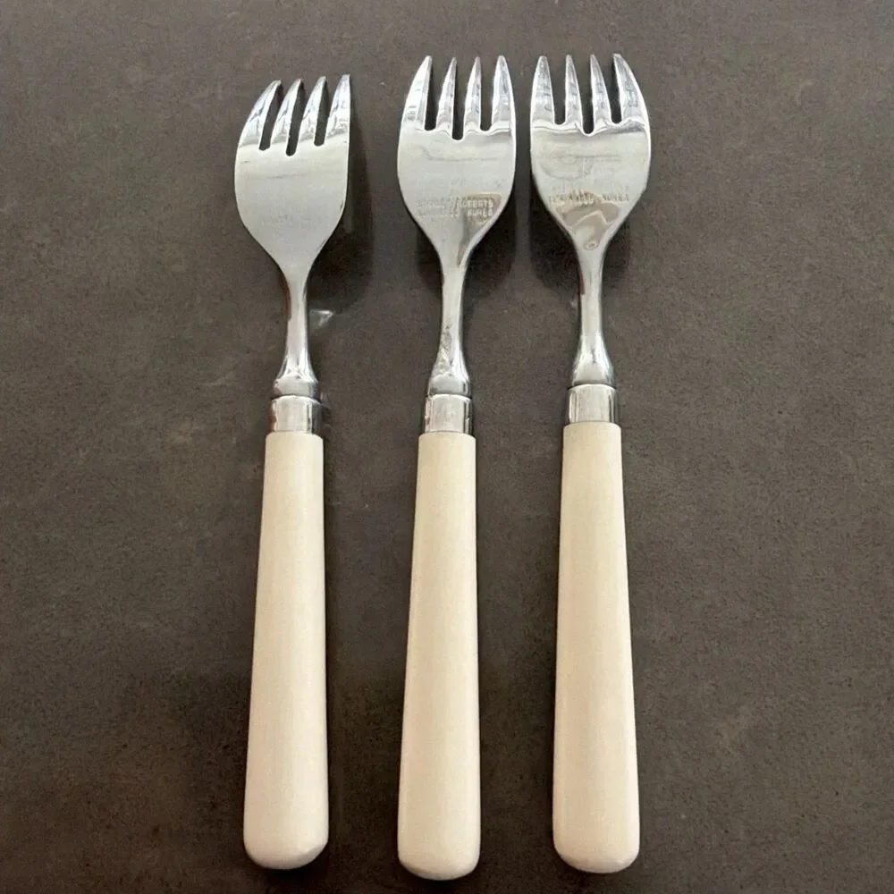 Set Of 3 Stanley Roberts Spectrum Ivory Stainless SALAD FORKS 6 3/4
